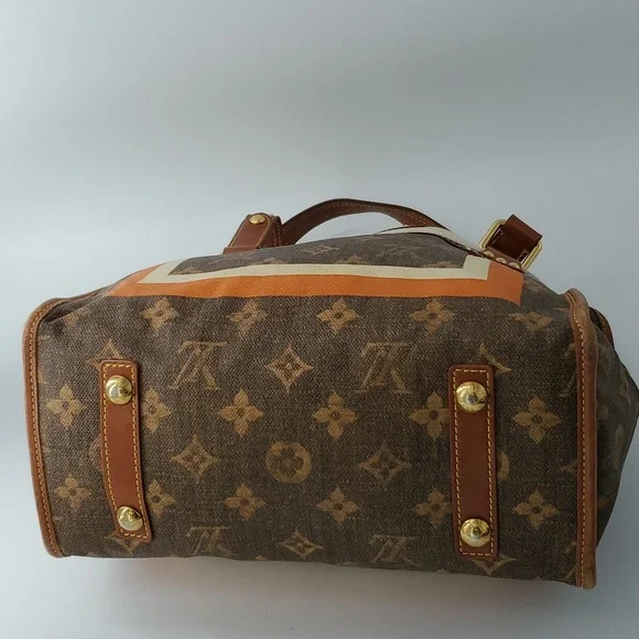 louis vuitton shoulder bag - Picture 3 of 4